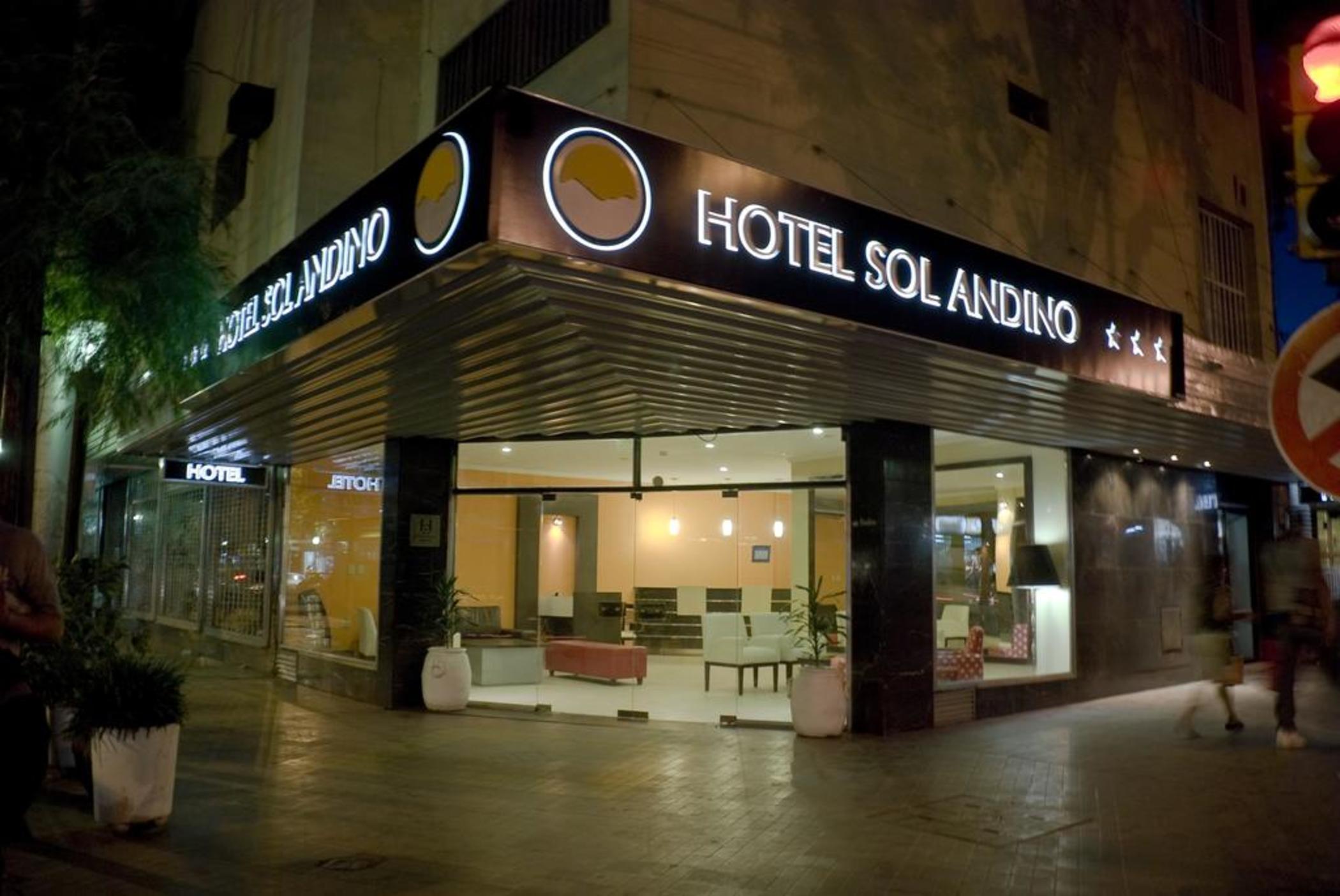 Hotel Gran Vendimia By Bouquet Мендоса Екстер'єр фото